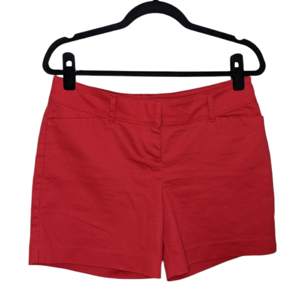 The Limited Red Shorts - Size 6 ❤️